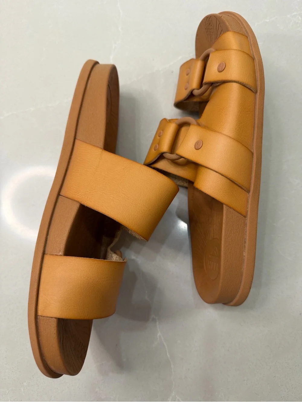 REEF Cushion Vera Cruz Tan Slide Sandals Size 9 Bohemian Chunky Buckle Vegan
